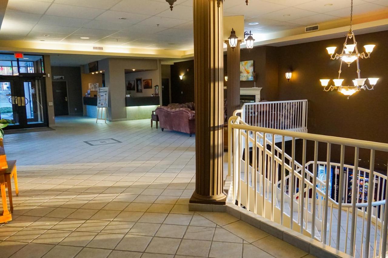 Chateau Logue Hotel Maniwaki Zewnętrze zdjęcie