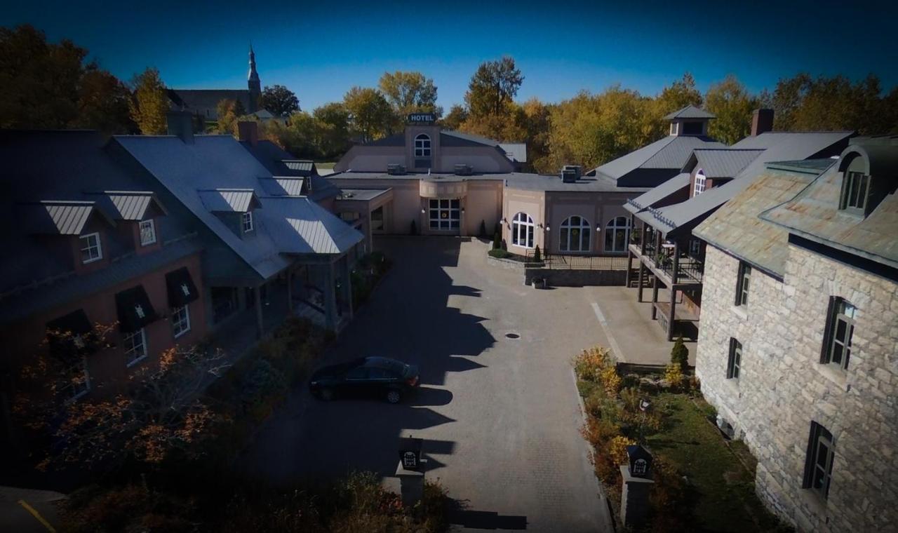 Chateau Logue Hotel Maniwaki Zewnętrze zdjęcie